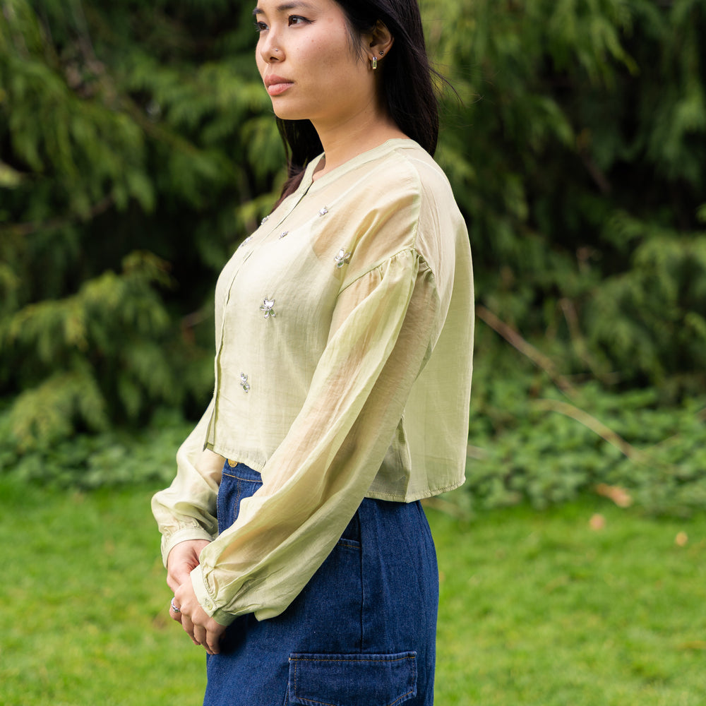 
                  
                    Toumei Sheer flower cropped blouse-green
                  
                