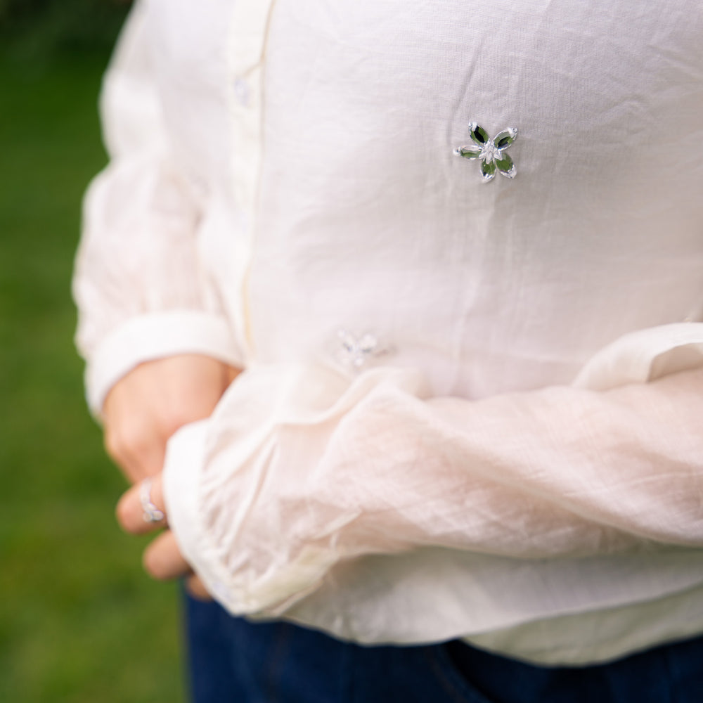 
                  
                    Toumei Sheer flower cropped blouse-cream
                  
                