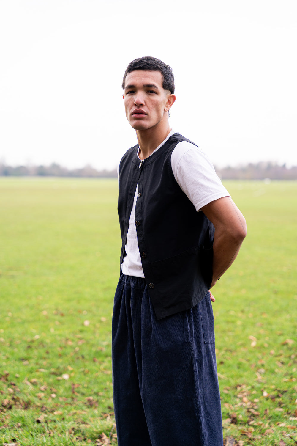 2 Way Pocket Vest Outerwear- Black