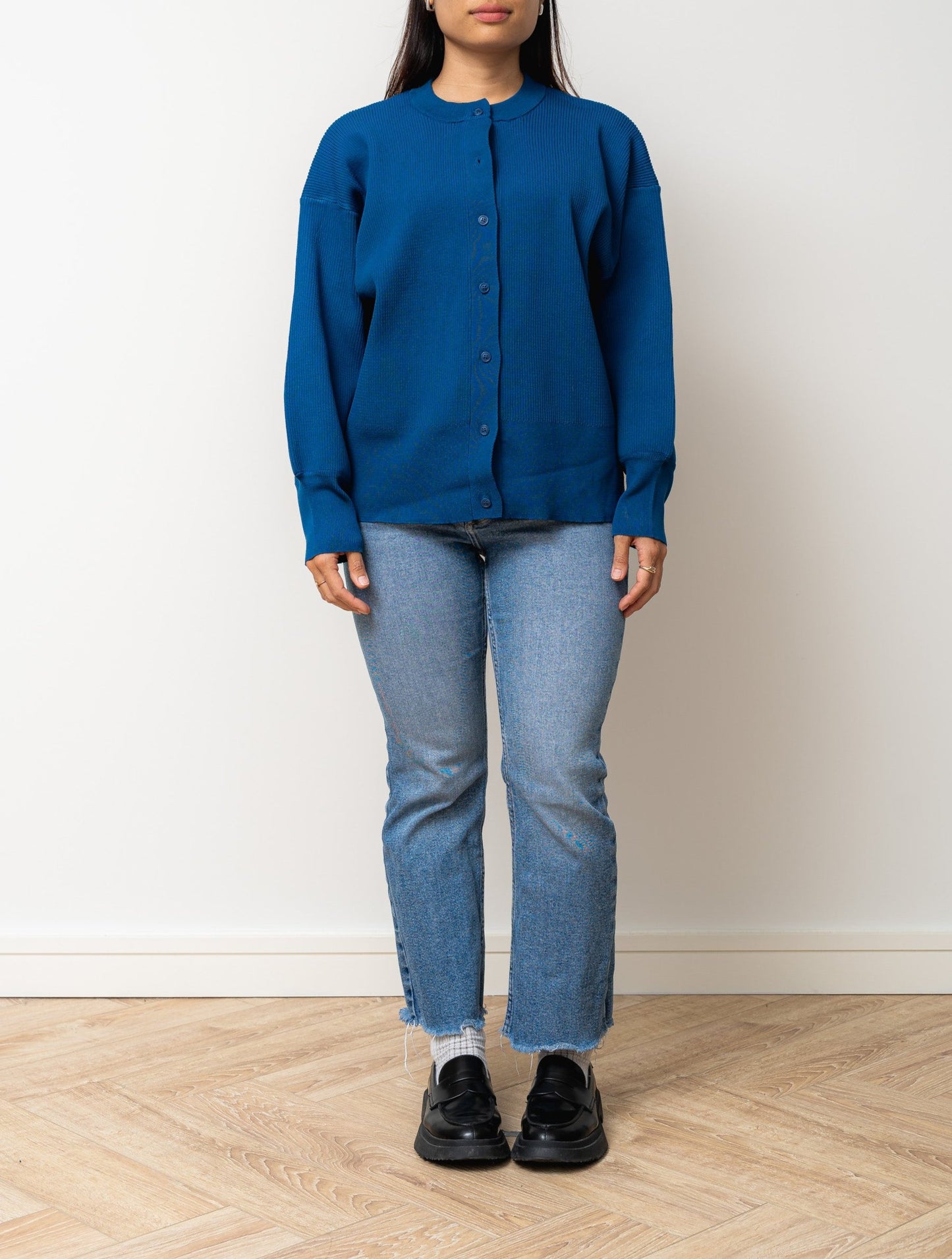 
                  
                    Kumo Fine Ribbed Knit Cardigan Sweater- Blue
                  
                