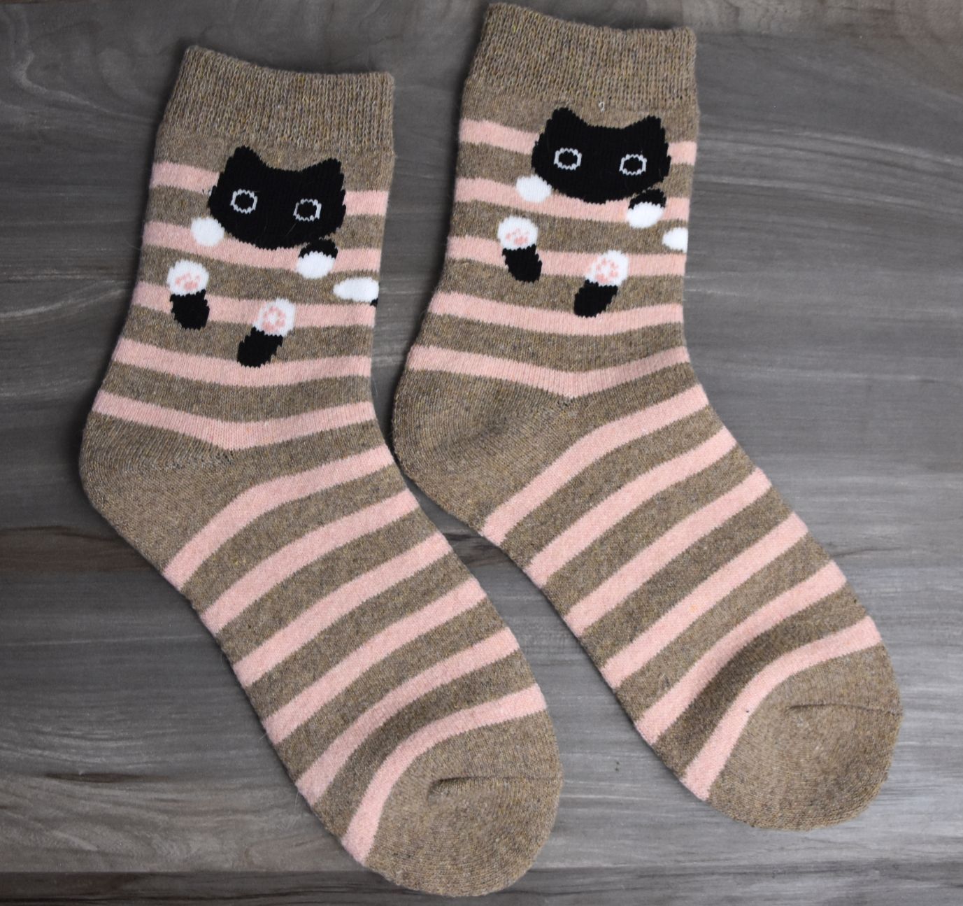 
                  
                    Thick Striped Cat Socks- Brown
                  
                